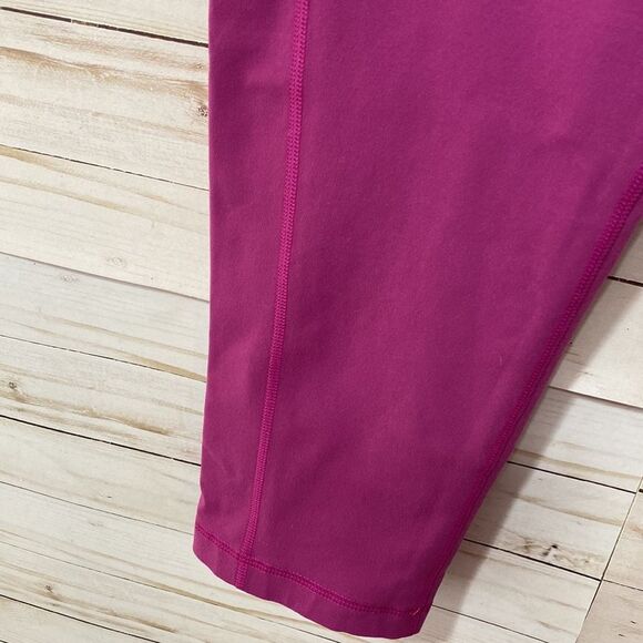 Lole Women's Motion Crop Capris Leggings - Picture 8 of 16